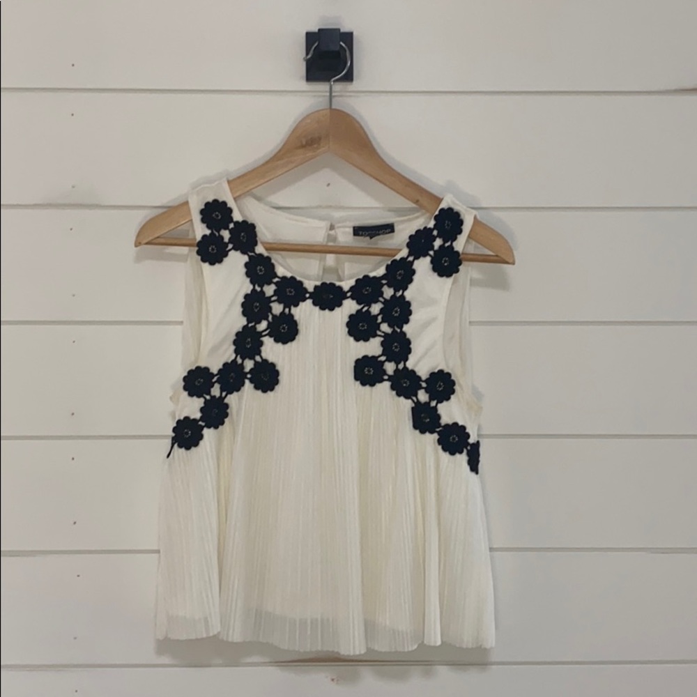 Women’s TopShop Sz. 4 Vintage Style Sleeveless Top